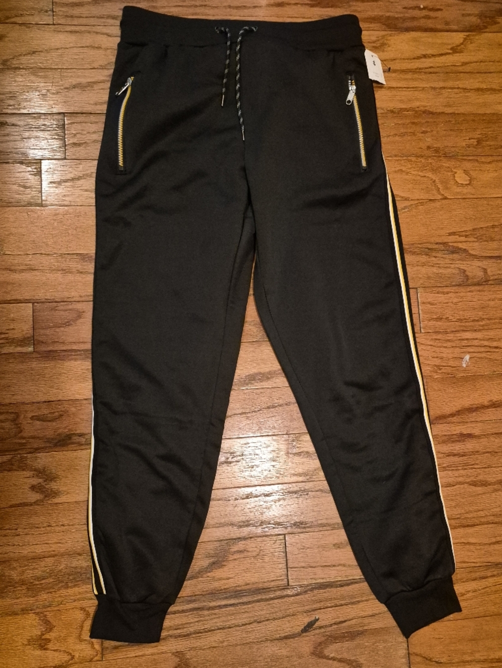 Rocawear Black Sweatpants with White Logo Tag Mens Sz Large BNWT